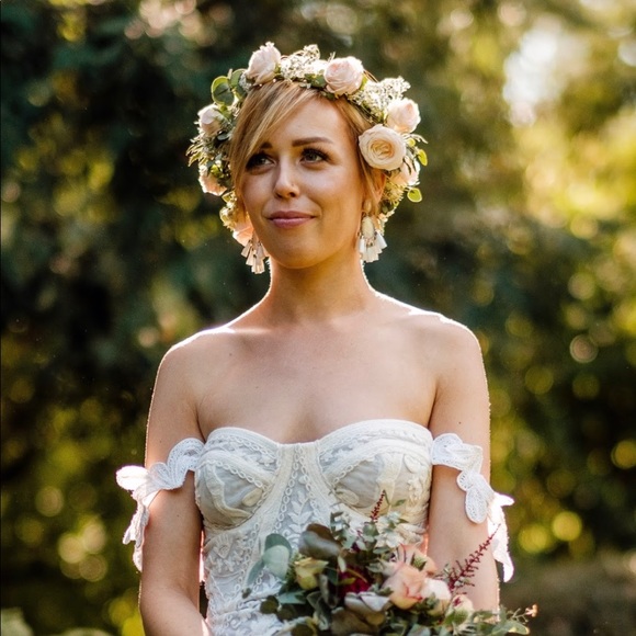 Meet your Posher, Natalie - Picture 2 of 3